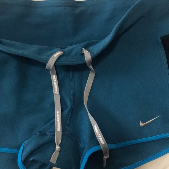 Nike Dri- Fit shorts - Picture 2 of 6